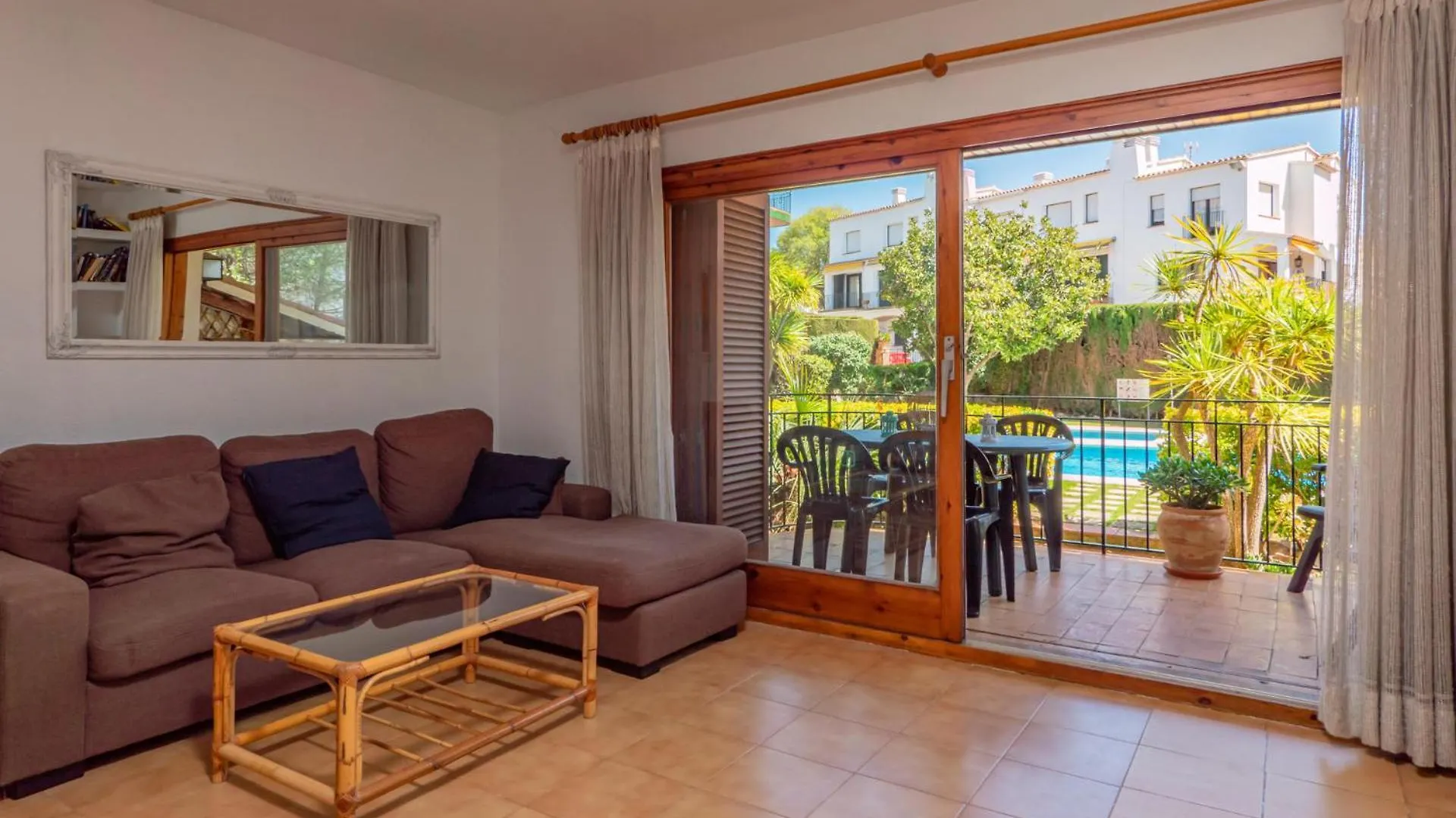 P-2 Calella De Palafrugell 4 Pax Daire